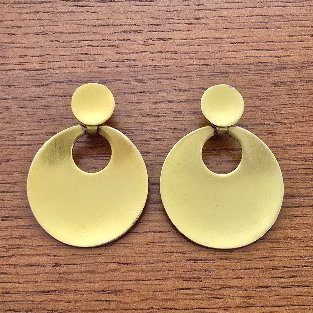 Vintage Clara Studio Inc Gold Tone Clip On Earrings 2" Large Runway Statement